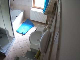 Julmodels Bathroom 2nd Floor-2